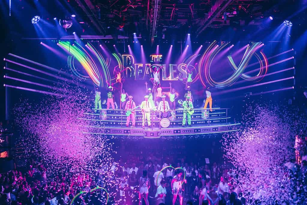 several people dancing inside CoCO Bongo nightclub in Playa del carmen