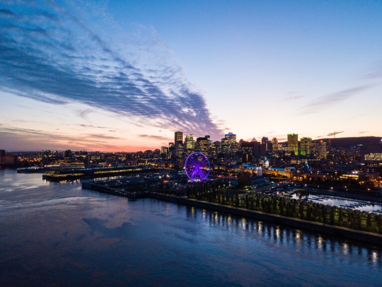 panoramic views of a vibrant coloured sky during sunset on a Summer night in Montreal / Is Montreal safe at night