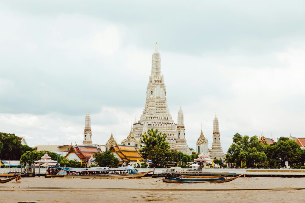 a beautiful white temple in the thonburi area in Bangkok