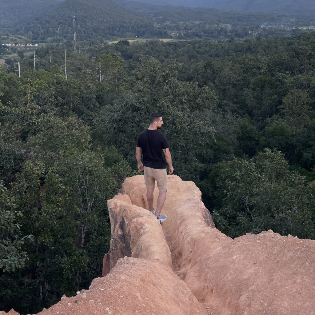 Travel Hiatus Profile Picture